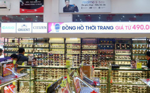 Thế giới Di động dự kiến thu về vài nghìn tỷ từ bán đồng hồ, FPT Shop cũng nhập cuộc với mô hình tương tự shop-in-shop